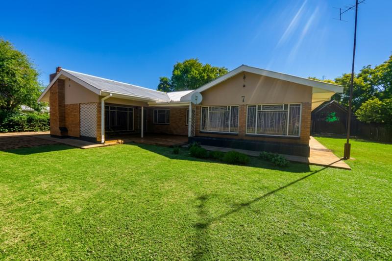 10 Bedroom Property for Sale in Bult West North West